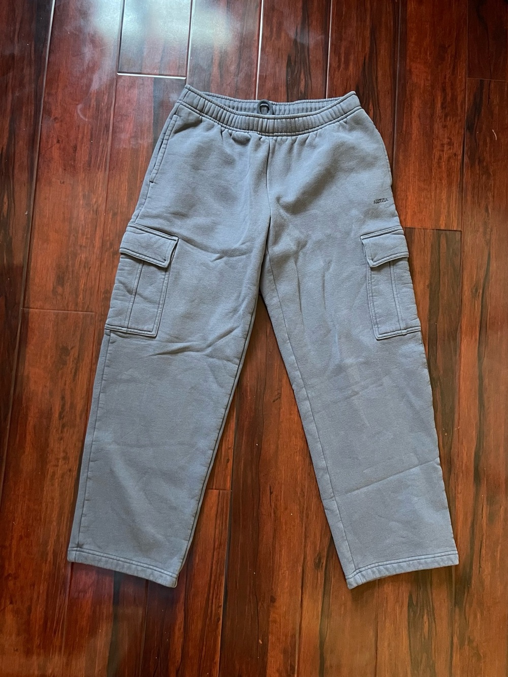 Aritzia Sweatfleece Cozy Fleece Mega Fit Sweatpants Blue Women’s Size M MSRP $88